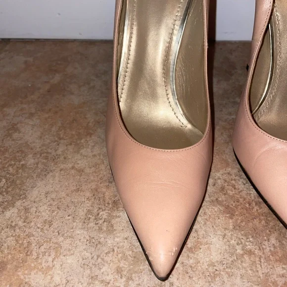 Stuart Weitzman Nude Leather Heels - Picture 4 of 8